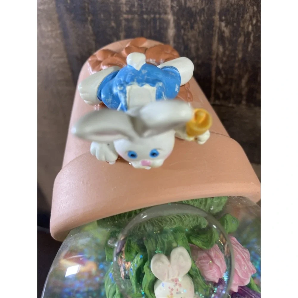 Easter Basket Eggs Chick Snow Globe 6